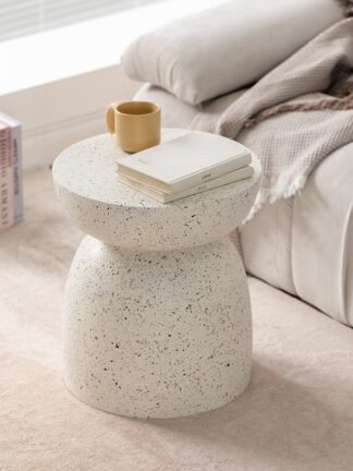 Wuli Side Table